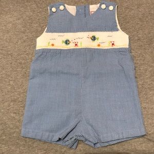 Petit Ami baby clothing